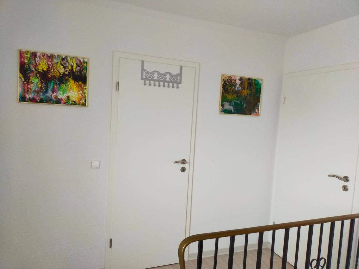 Exklusive Fewo Papenburg Mit Terrasse & Beheiztem Wintergarten Eksteriør bilde